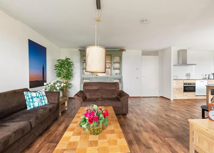 602s 4-pers With Unique View *